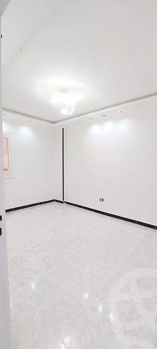https://aqarmap.com.eg/ar/listing/7066373-for-sale-alexandria-al-agamy-shataa-el-nakheel