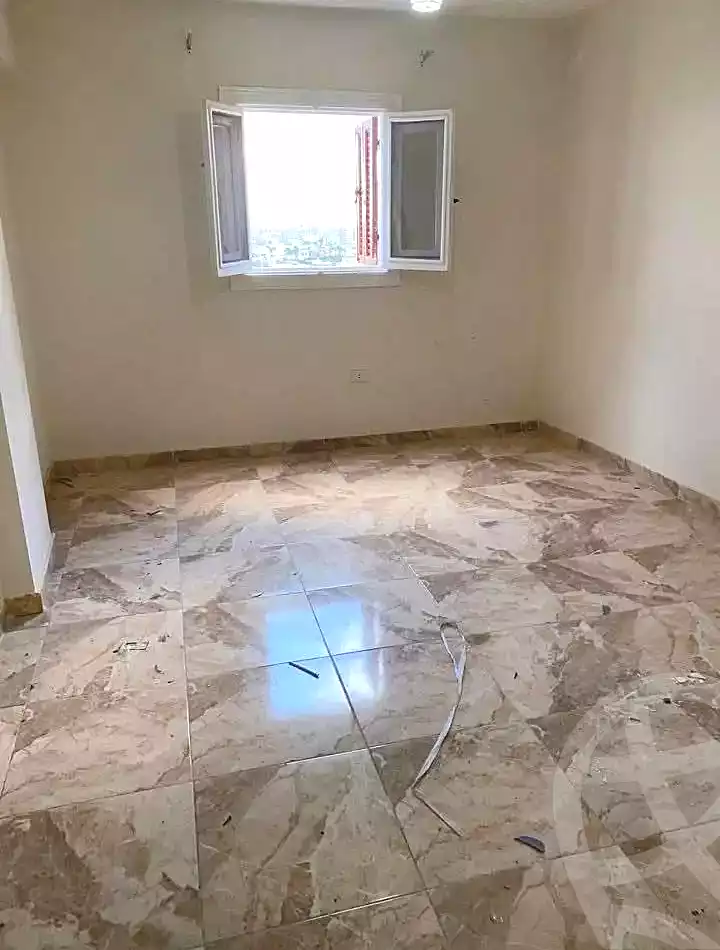 https://aqarmap.com.eg/en/listing/7066375-for-sale-alexandria-al-agamy-lbytsh-el-hanafeya-st