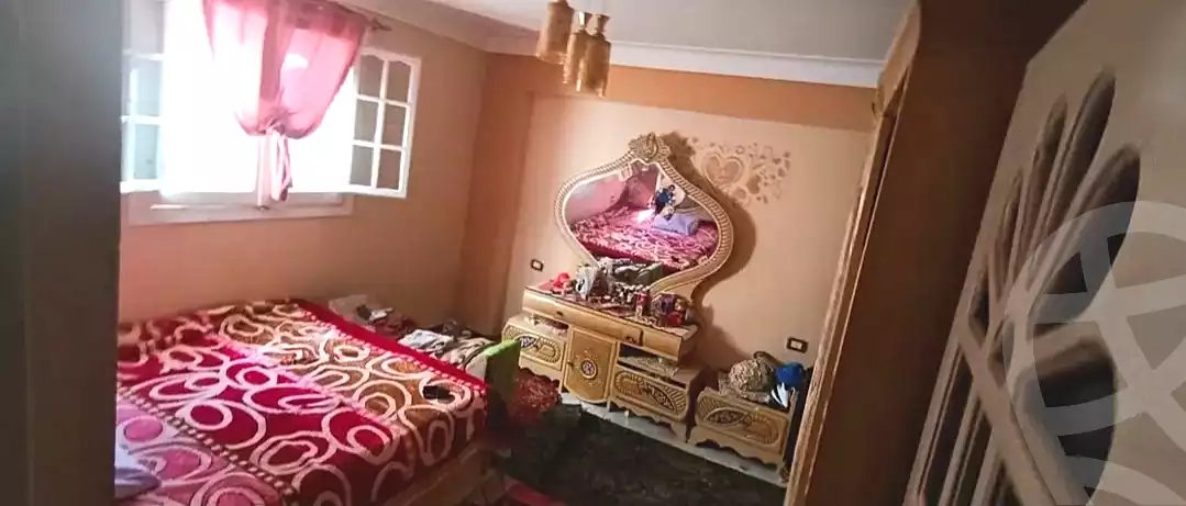 https://aqarmap.com.eg/ar/listing/7066551-for-sale-alexandria-al-agamy-lbytsh-kafr-el-agamy-st