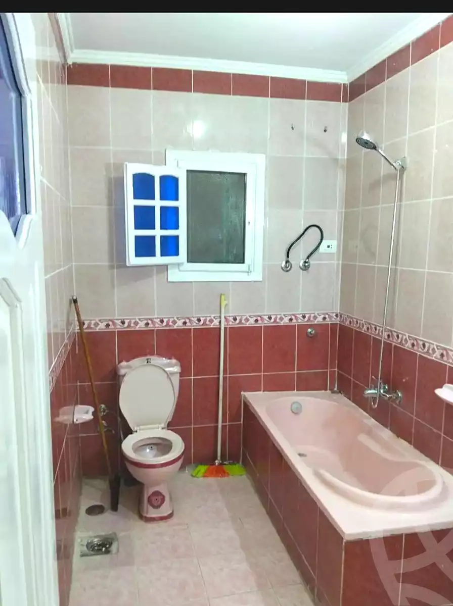 https://aqarmap.com.eg/en/listing/7066498-for-sale-alexandria-el-mandara-nabawy-al-mohandes-st