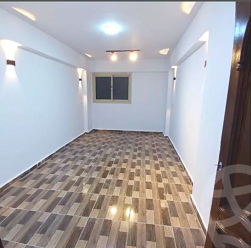https://aqarmap.com.eg/ar/listing/7066638-for-sale-alexandria-al-agamy-el-hanouvel