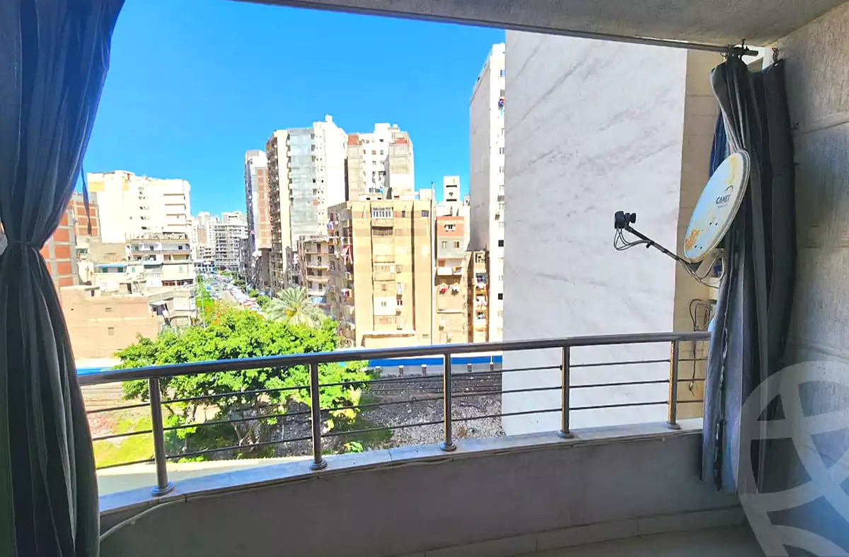 https://aqarmap.com.eg/ar/listing/7066649-for-rent-alexandria-smouha-tout-ankh-amoun-st