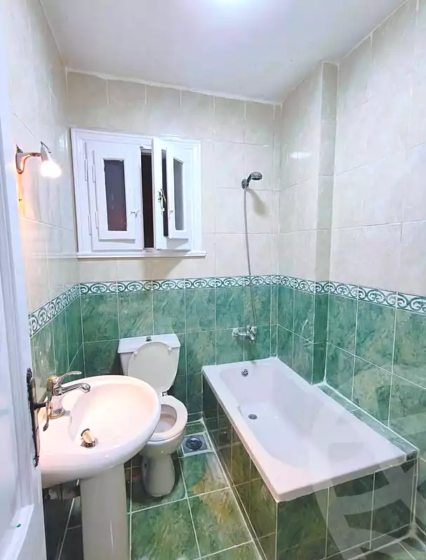 https://aqarmap.com.eg/ar/listing/7067114-for-sale-alexandria-al-agamy-shataa-el-nakheel
