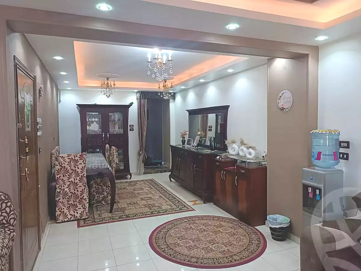 https://aqarmap.com.eg/ar/listing/7067181-for-sale-cairo-helwan-mahmoud-zaki-st