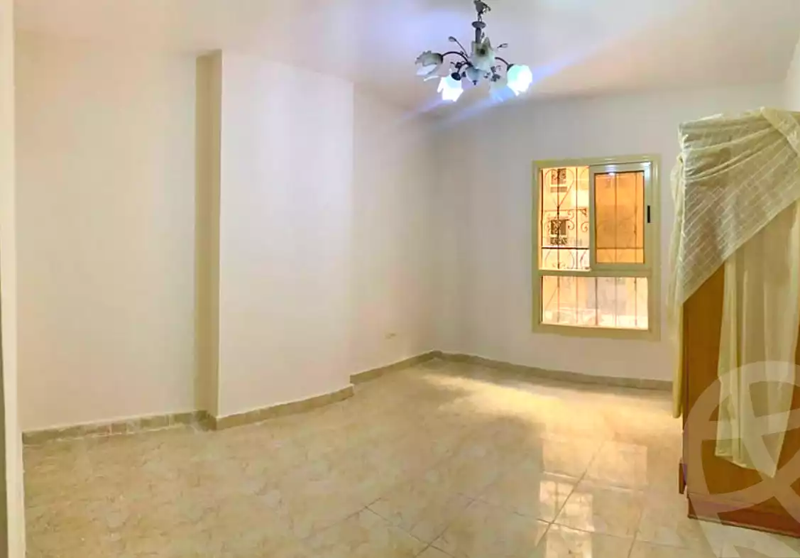 https://aqarmap.com.eg/en/listing/7067297-for-sale-alexandria-el-montazah-compounds-in-el-montazah-royal-plaza-compound-al-halawany