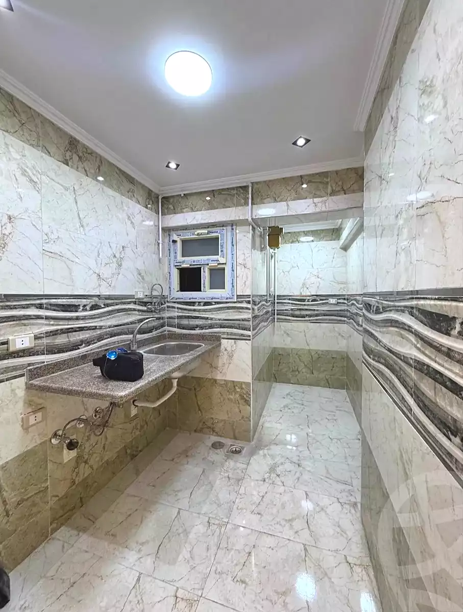 https://aqarmap.com.eg/en/listing/7067549-for-sale-alexandria-sydy-bshr-sydy-bshr-bhry-shr-mhmwd-l-yswy