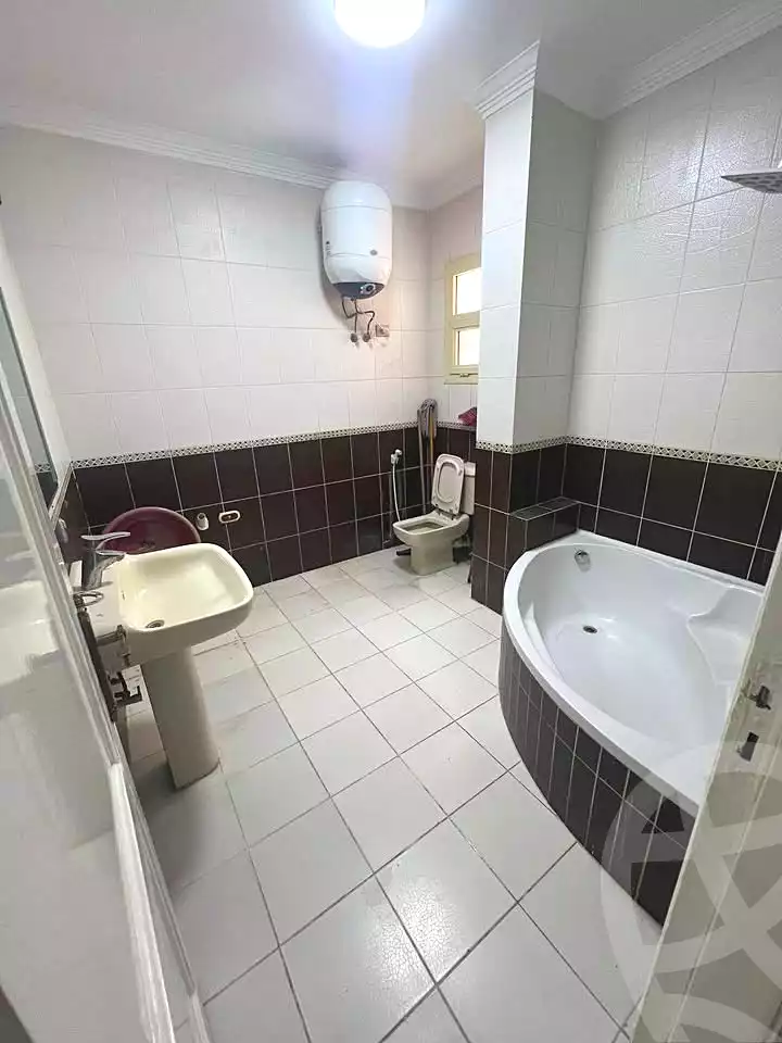 https://aqarmap.com.eg/ar/listing/7067891-for-sale-alexandria-el-mandara-tryq-ljysh