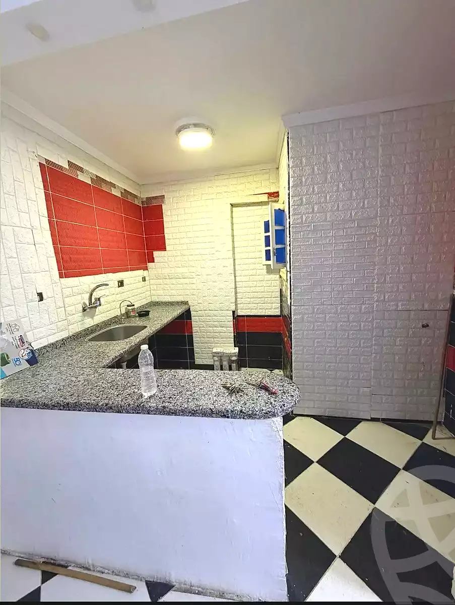 https://aqarmap.com.eg/ar/listing/7067995-for-sale-alexandria-el-asafra-shr-45