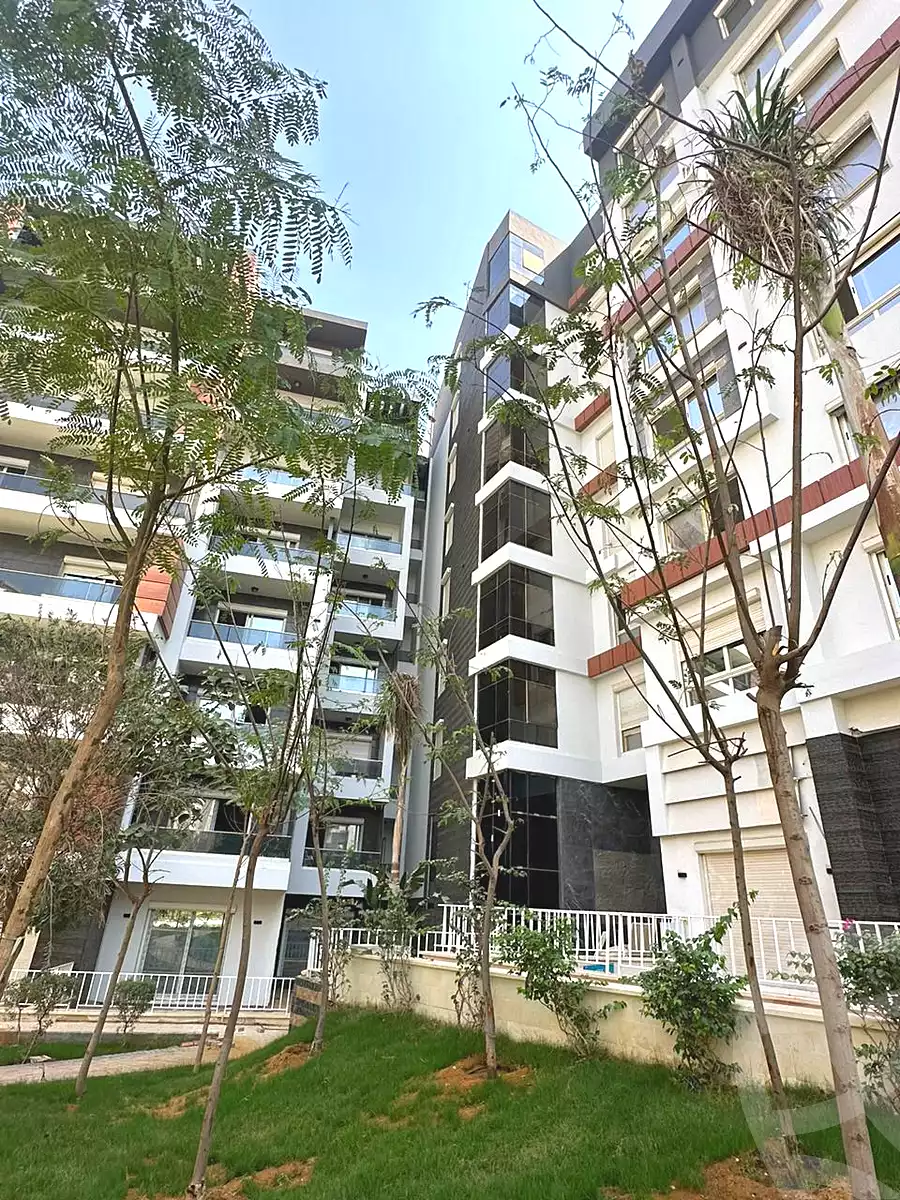 https://aqarmap.com.eg/ar/listing/7068027-for-sale-cairo-new-administrative-capital-r7-la-capitale