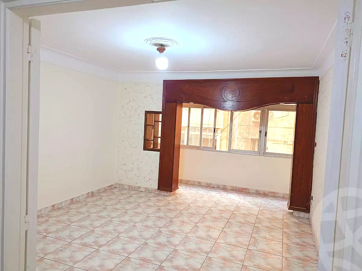 https://aqarmap.com.eg/ar/listing/7068127-for-rent-alexandria-el-asafra-sadiqat-al-ketab-al-moqadas-st
