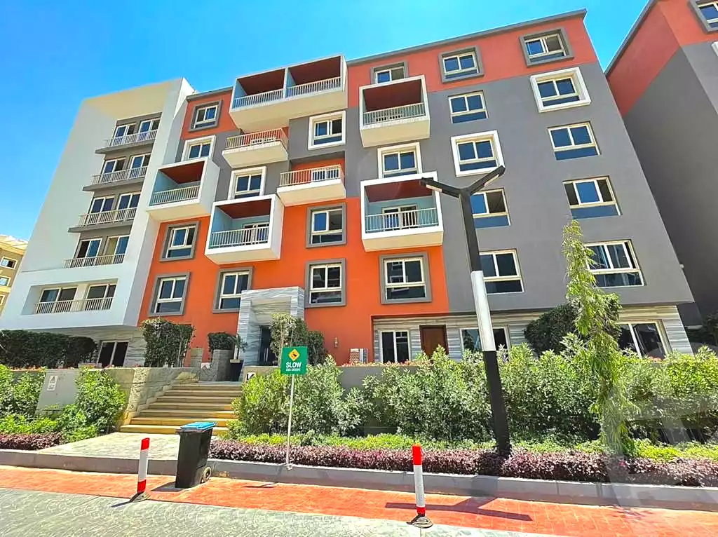 https://aqarmap.com.eg/ar/listing/7068185-for-sale-cairo-new-cairo-compounds-mwrd-fq-llttwyr