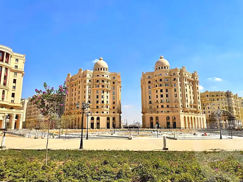 https://aqarmap.com.eg/ar/listing/7068147-for-sale-cairo-new-administrative-capital-r5-garden-city-compound-city-edge