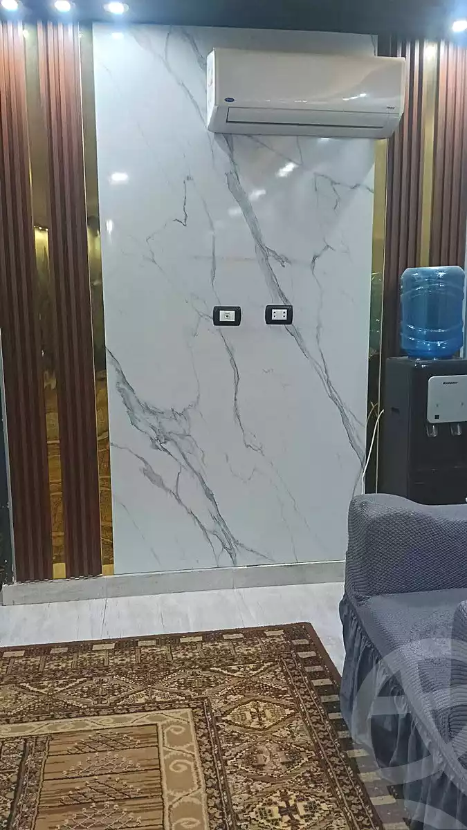 https://aqarmap.com.eg/ar/listing/7068244-for-sale-cairo-helwan-ahmed-enci-st