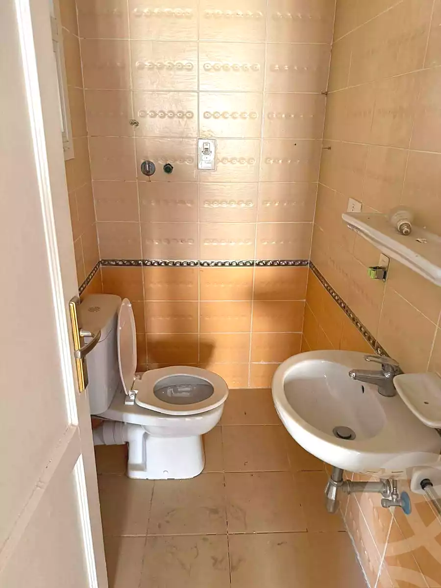 2 BR Apartment in Madinaty, photo 6 of 6