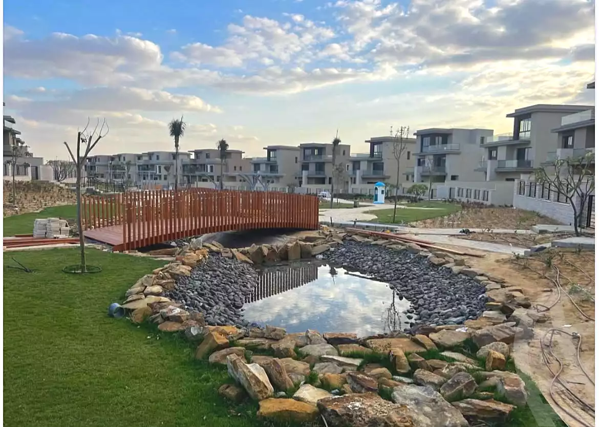 https://aqarmap.com.eg/ar/listing/7068383-for-sale-cairo-el-sheikh-zayed-city-lshykh-zyd-ljdyd-the-estates-residences-sodic