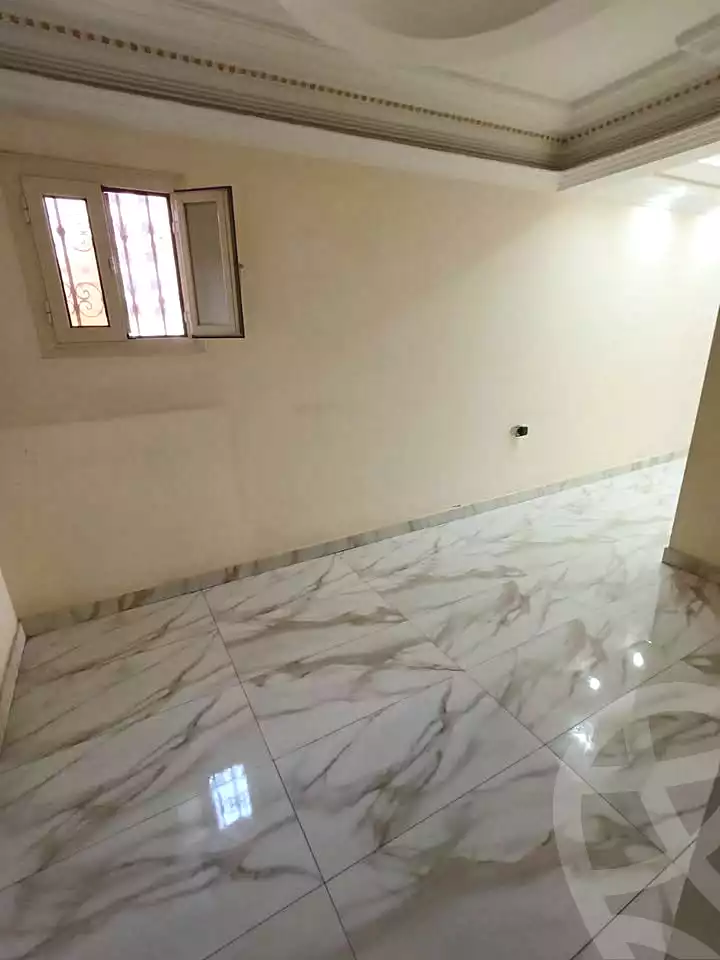 https://aqarmap.com.eg/ar/listing/7068548-for-sale-cairo-helwan-ahmed-enci-st