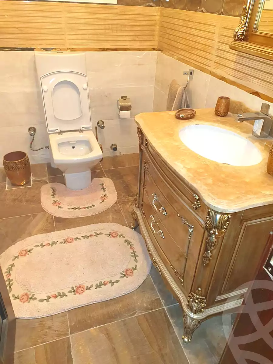 https://aqarmap.com.eg/en/listing/7068808-for-sale-cairo-new-cairo-madinaty-lmntq-lwl-fylt-madinaty-golf-club
