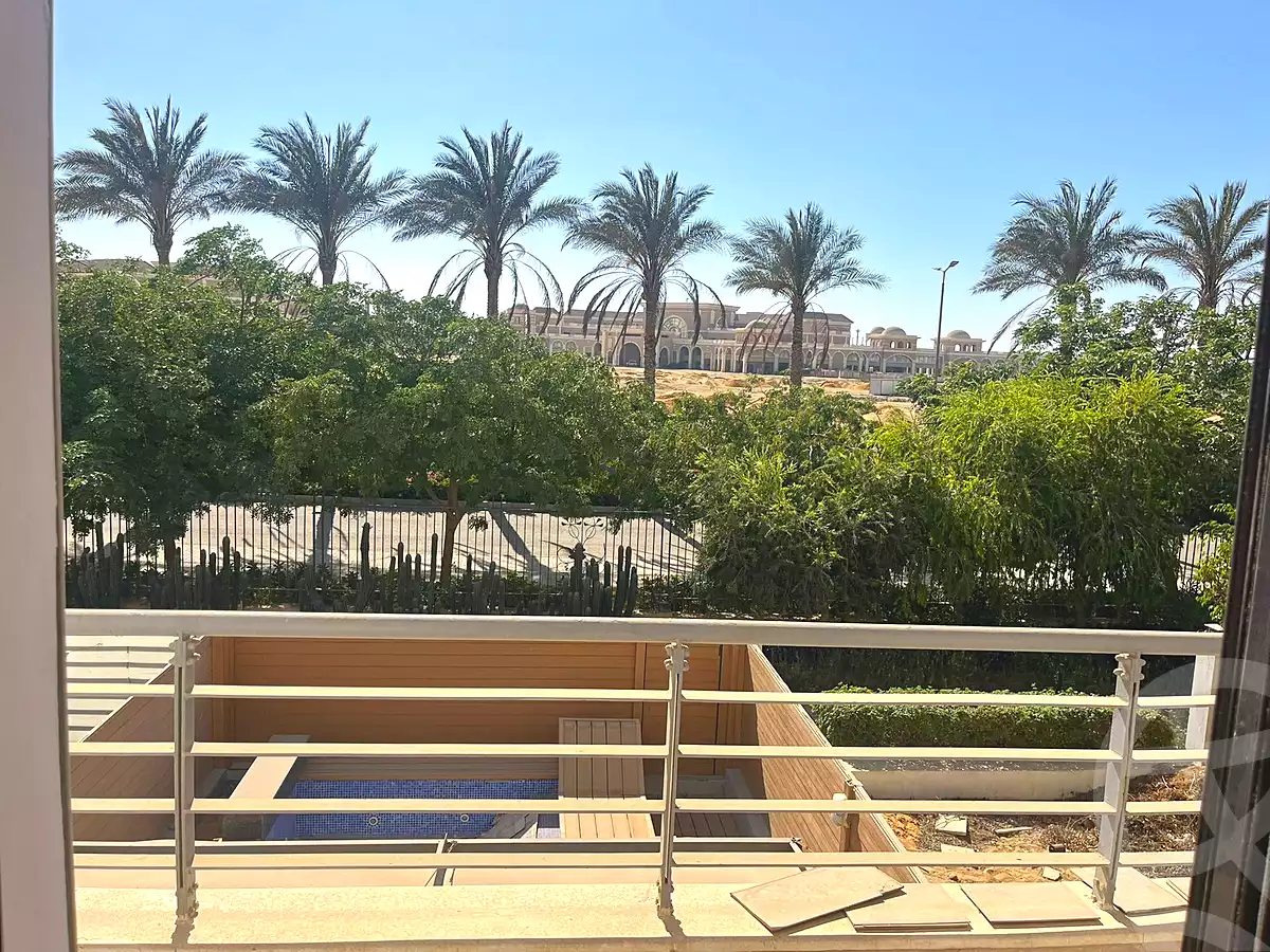 https://aqarmap.com.eg/ar/listing/7068815-for-sale-cairo-new-cairo-compounds-hyde-park-centre-ville-hyde-park