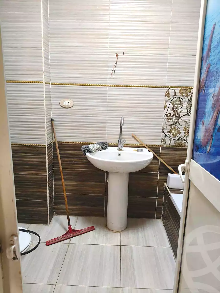 https://aqarmap.com.eg/ar/listing/7068965-for-sale-cairo-helwan-el-masaken-el-iqtsadeyah-ahmed-badawy-st
