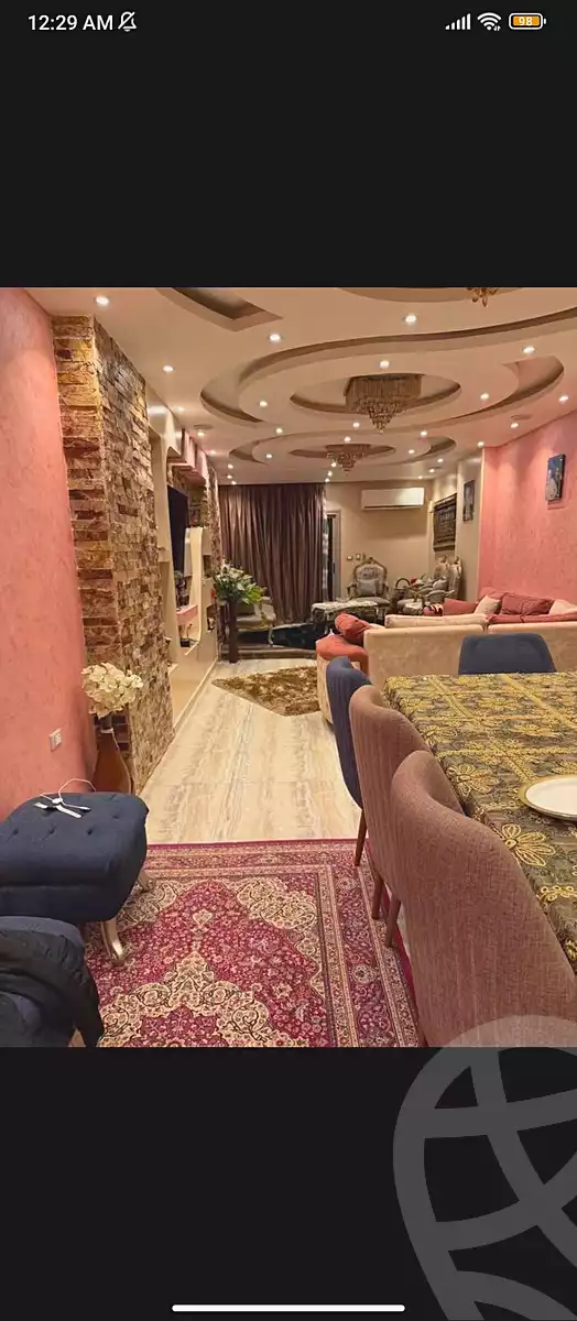 https://aqarmap.com.eg/en/listing/7068986-for-sale-cairo-helwan-helwan-el-sharkeya-heidar-st