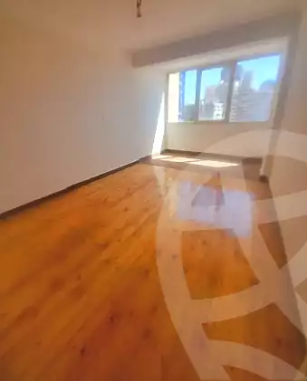 https://aqarmap.com.eg/ar/listing/7069047-for-rent-alexandria-stanley-el-geish-rd