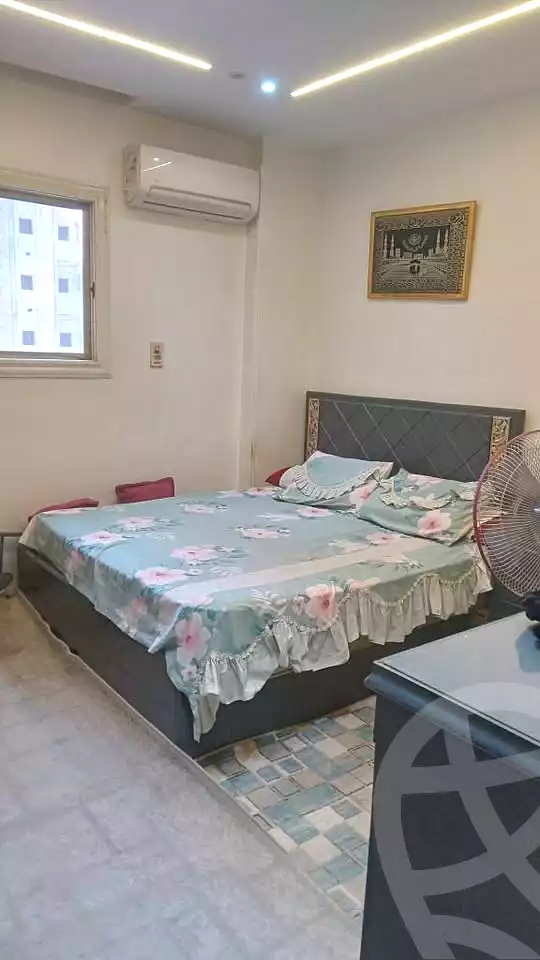 https://aqarmap.com.eg/en/listing/7069256-for-sale-cairo-el-haram-shareaa-khatem-el-morsalen