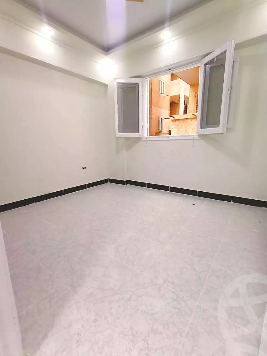https://aqarmap.com.eg/en/listing/7069311-for-sale-alexandria-al-agamy-shataa-el-nakheel