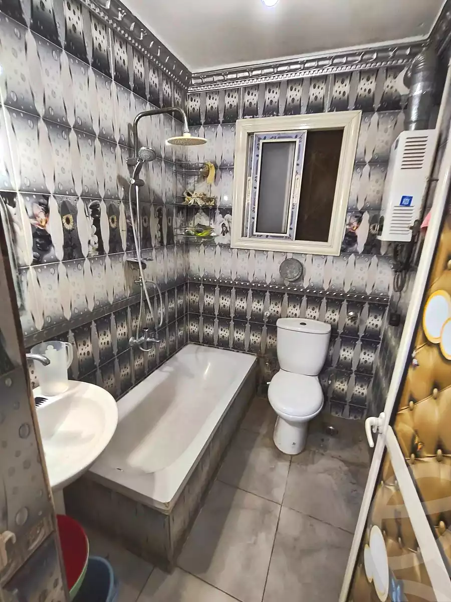 https://aqarmap.com.eg/ar/listing/7069628-for-sale-cairo-helwan-hadayek-helwan-nile-corniche-st