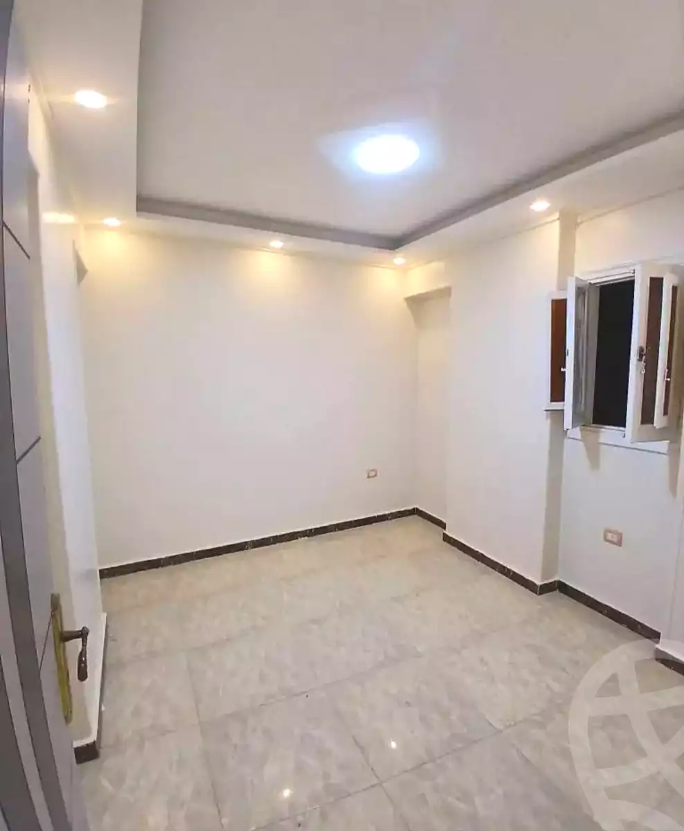 https://aqarmap.com.eg/ar/listing/7069652-for-sale-alexandria-al-agamy-lbytsh-bianchiii