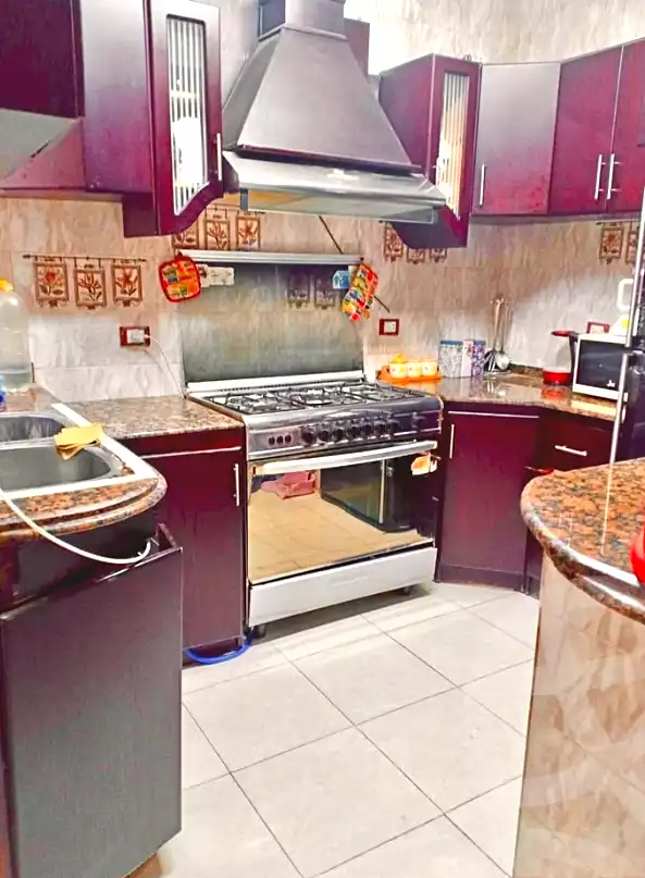 https://aqarmap.com.eg/ar/listing/7069721-for-sale-cairo-faisal-el-matbeaa-amr-ibn-al-aas-st
