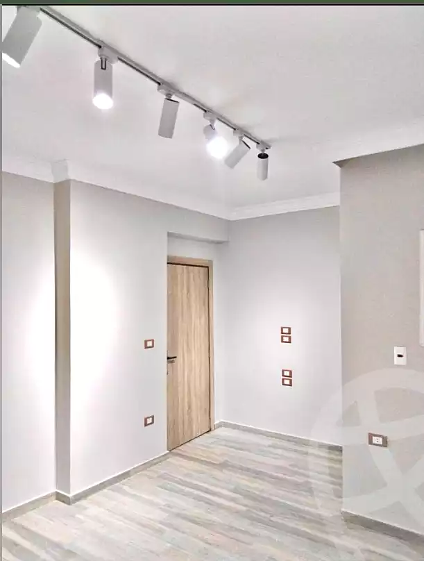https://aqarmap.com.eg/en/listing/7069723-for-sale-cairo-el-haram-el-maryotya-sefara-st