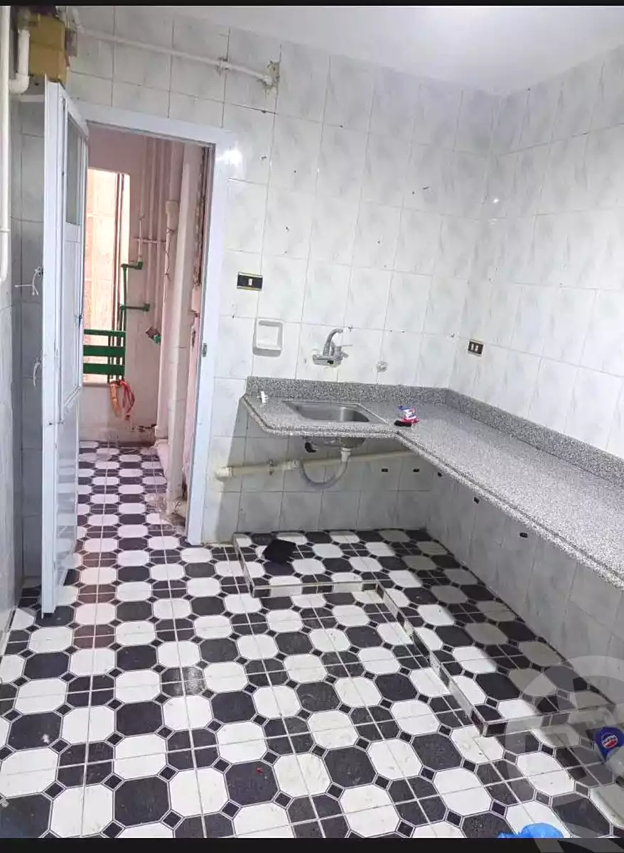 https://aqarmap.com.eg/en/listing/7069796-for-rent-alexandria-al-agamy-el-hanouvel-al-haded-we-al-soulb-st