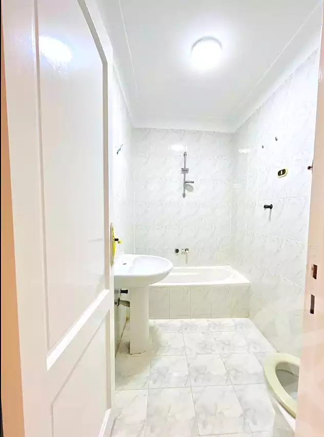 https://aqarmap.com.eg/ar/listing/7069871-for-sale-alexandria-al-agamy-shataa-el-nakheel