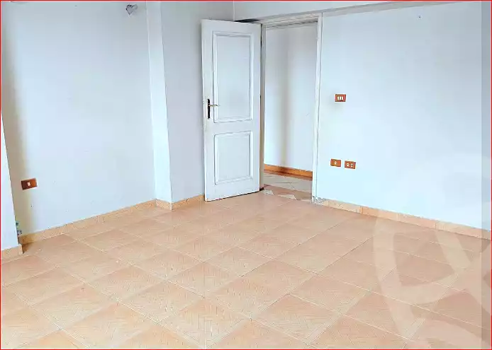 https://aqarmap.com.eg/ar/listing/7070041-for-rent-cairo-helwan-el-ezba-el-qebliah-ragheb-st