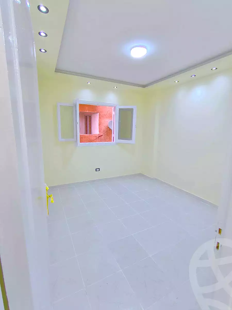 https://aqarmap.com.eg/en/listing/7070037-for-sale-alexandria-al-agamy-shataa-el-nakheel
