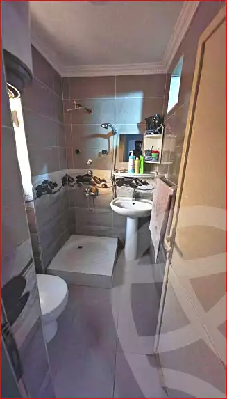 https://aqarmap.com.eg/ar/listing/7070113-for-sale-cairo-helwan-helwan-el-sharkeya-abd-el-rahman-pasha-st