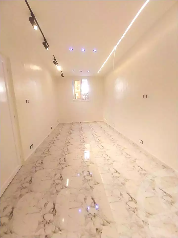 https://aqarmap.com.eg/en/listing/7070241-for-sale-alexandria-al-agamy-shataa-el-nakheel
