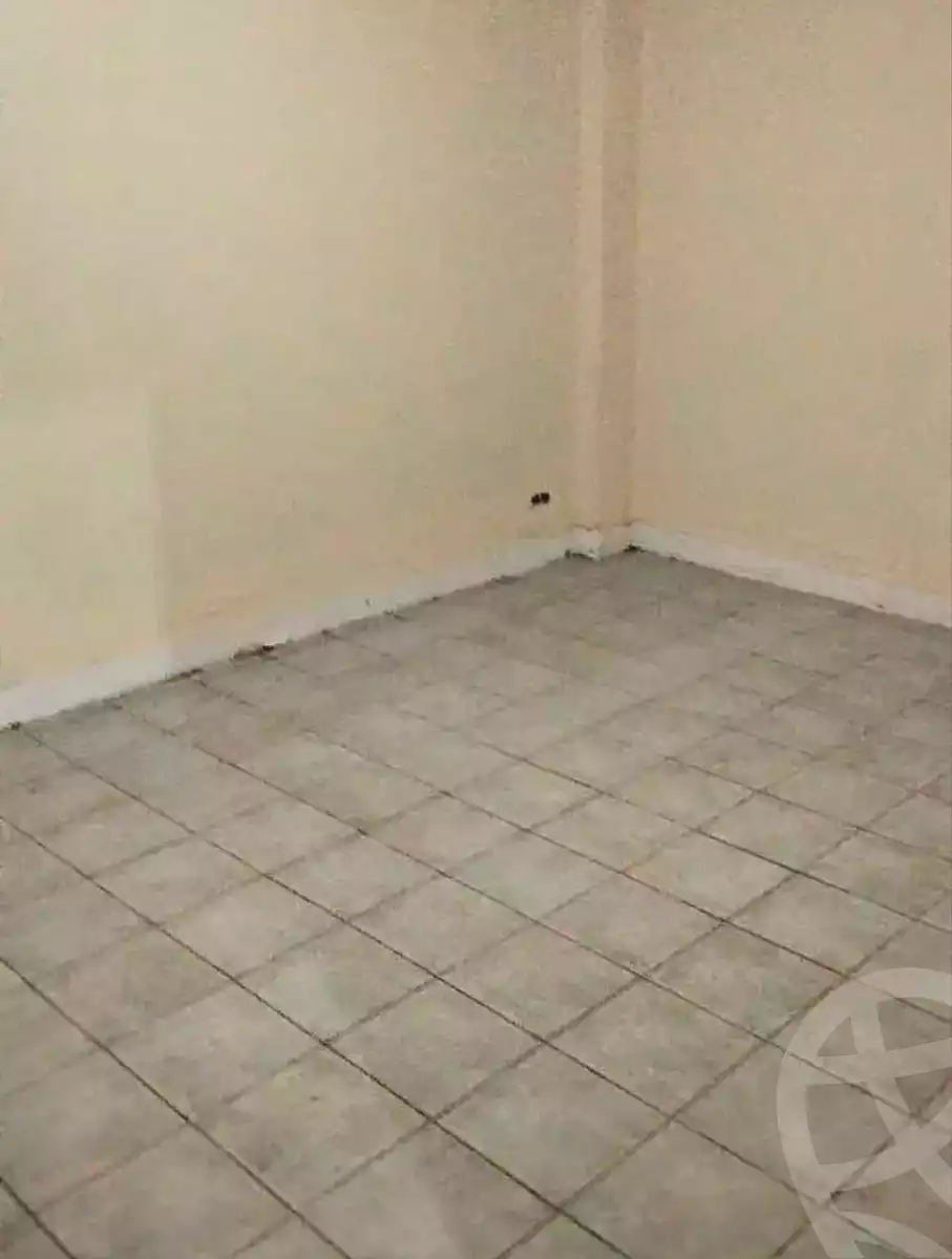 https://aqarmap.com.eg/ar/listing/7070632-for-sale-alexandria-el-asafra-l-sfr-bhry-atlas-st