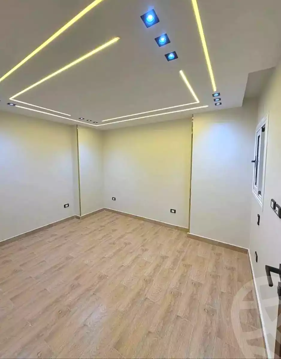 https://aqarmap.com.eg/ar/listing/7070721-for-sale-alexandria-al-agamy-lbytsh-bianchiii-el-arbaeen-st
