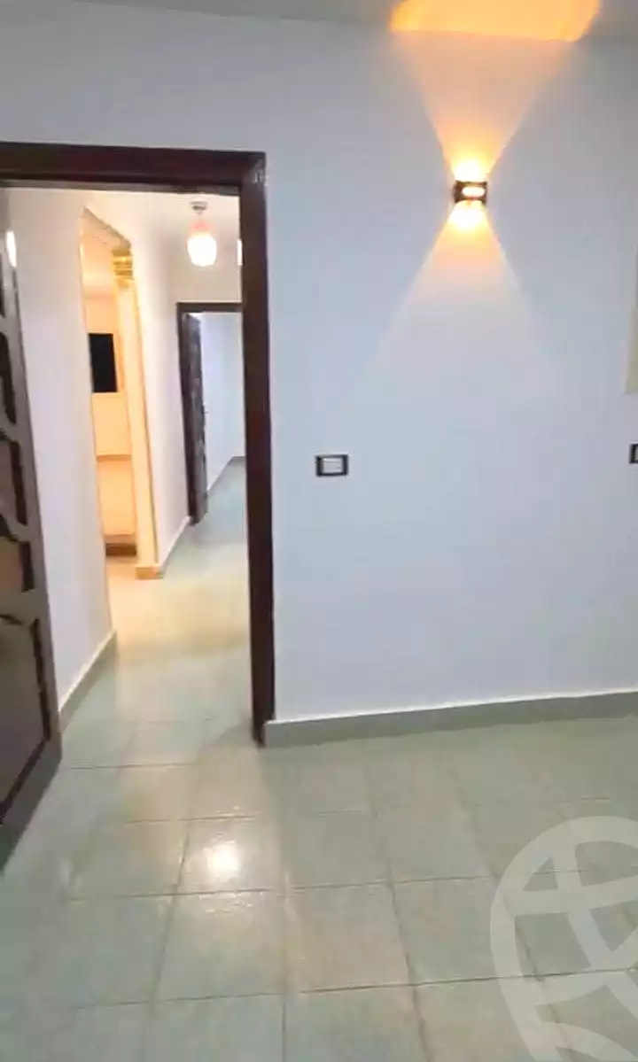 https://aqarmap.com.eg/ar/listing/7070800-for-sale-cairo-ain-shams-ain-shams-el-sharkia-el-zahraa-st