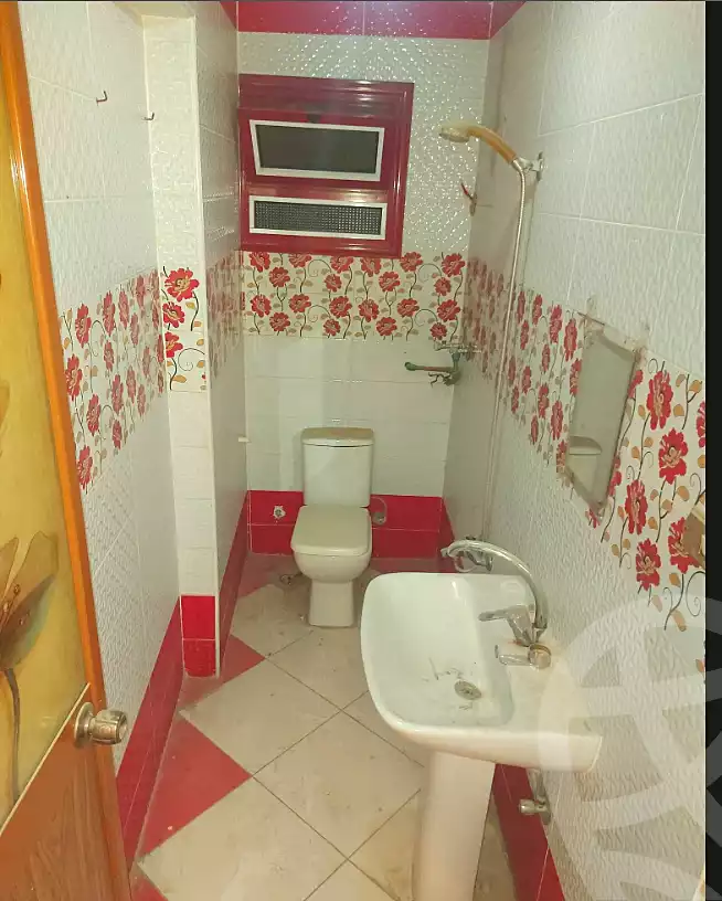 https://aqarmap.com.eg/ar/listing/7070883-for-sale-cairo-helwan-helwan-el-sharkeya-el-maraghi-st