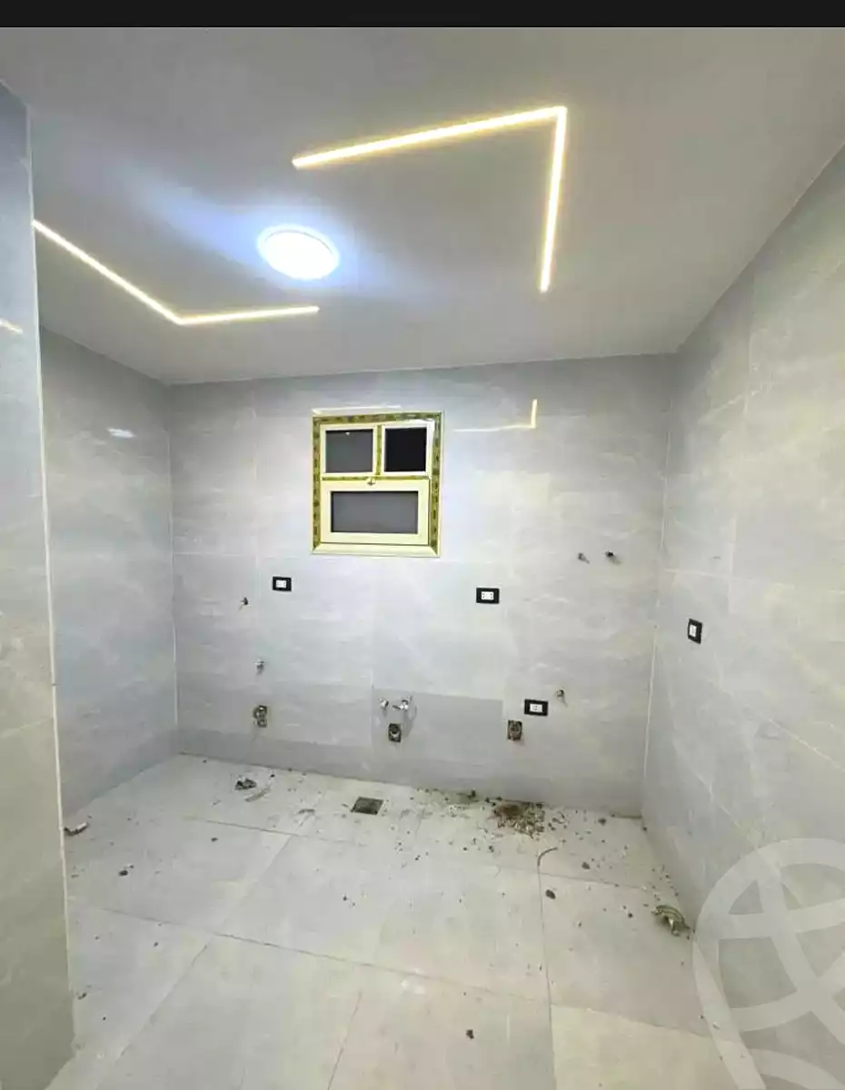 https://aqarmap.com.eg/ar/listing/7070926-for-sale-alexandria-miami-mahmoud-el-isawy-st