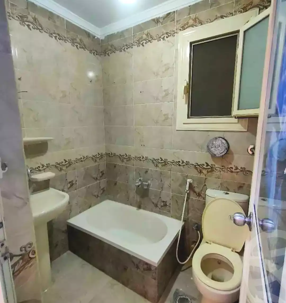 https://aqarmap.com.eg/en/listing/7070942-for-sale-alexandria-lsywf-el-falki-street-16-el-eslah