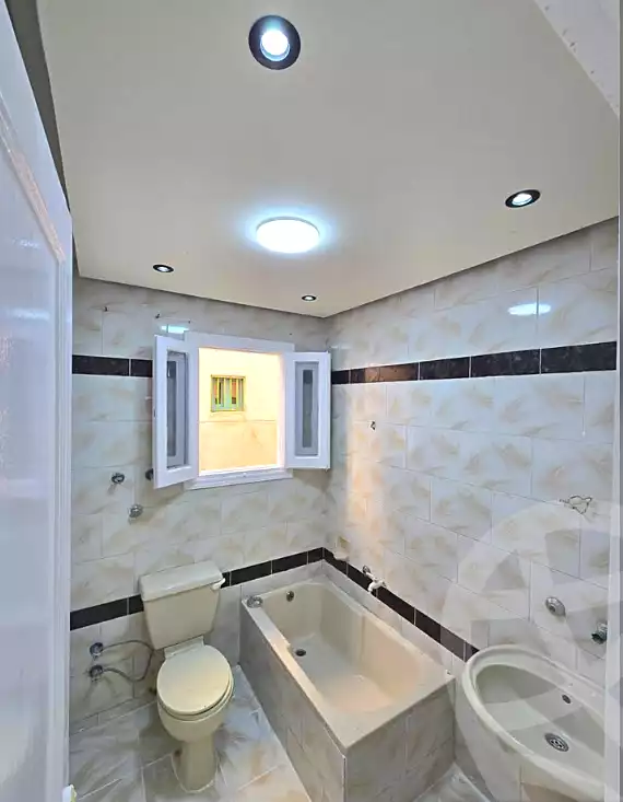 https://aqarmap.com.eg/ar/listing/7071318-for-sale-alexandria-al-agamy-shataa-el-nakheel