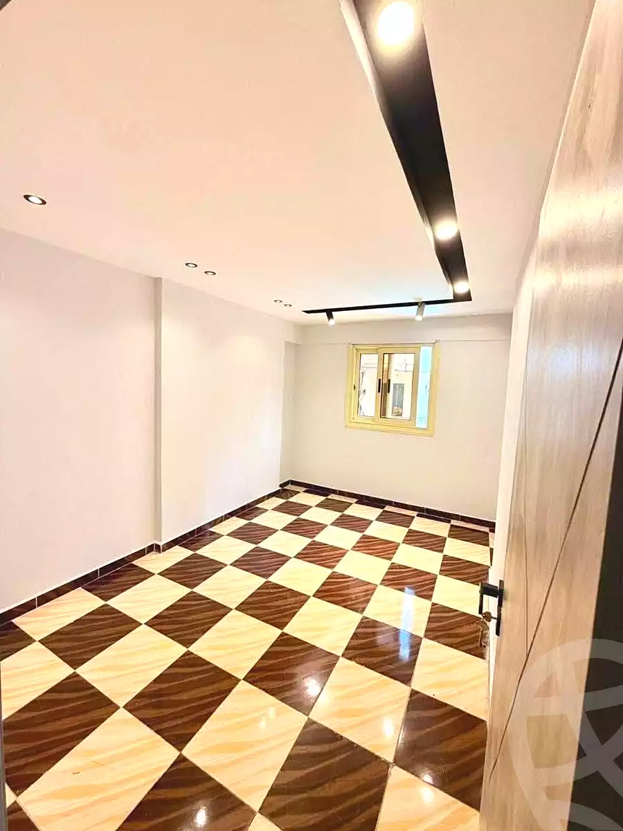 https://aqarmap.com.eg/en/listing/7071500-for-sale-alexandria-sydy-bshr-sydy-bshr-bhry-shr-khld-bn-lwlyd