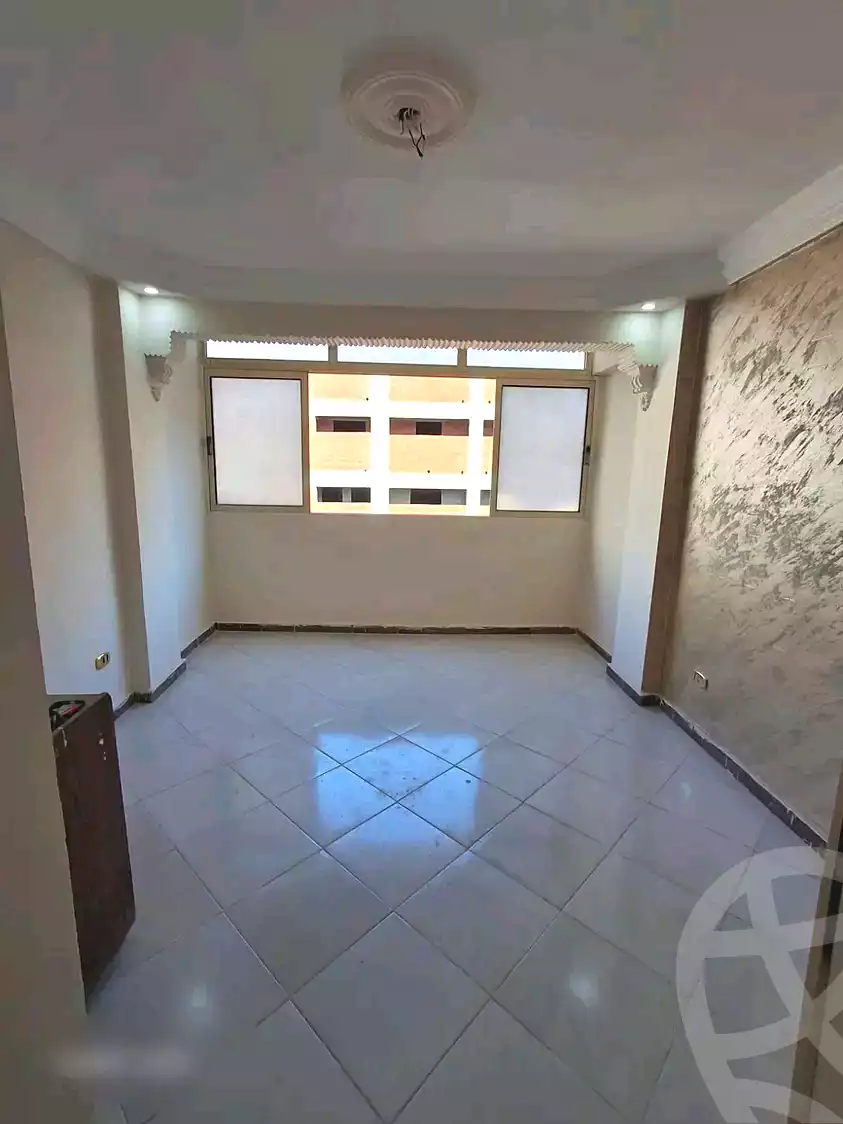 https://aqarmap.com.eg/en/listing/7071511-for-sale-alexandria-lsywf-el-falki