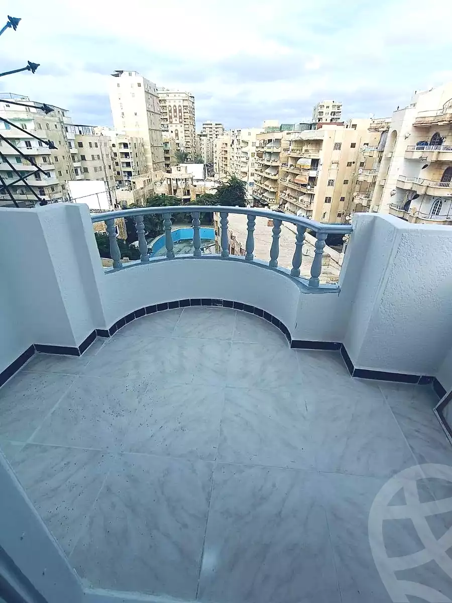 https://aqarmap.com.eg/en/listing/7071584-for-sale-alexandria-al-agamy-shataa-el-nakheel-street-10