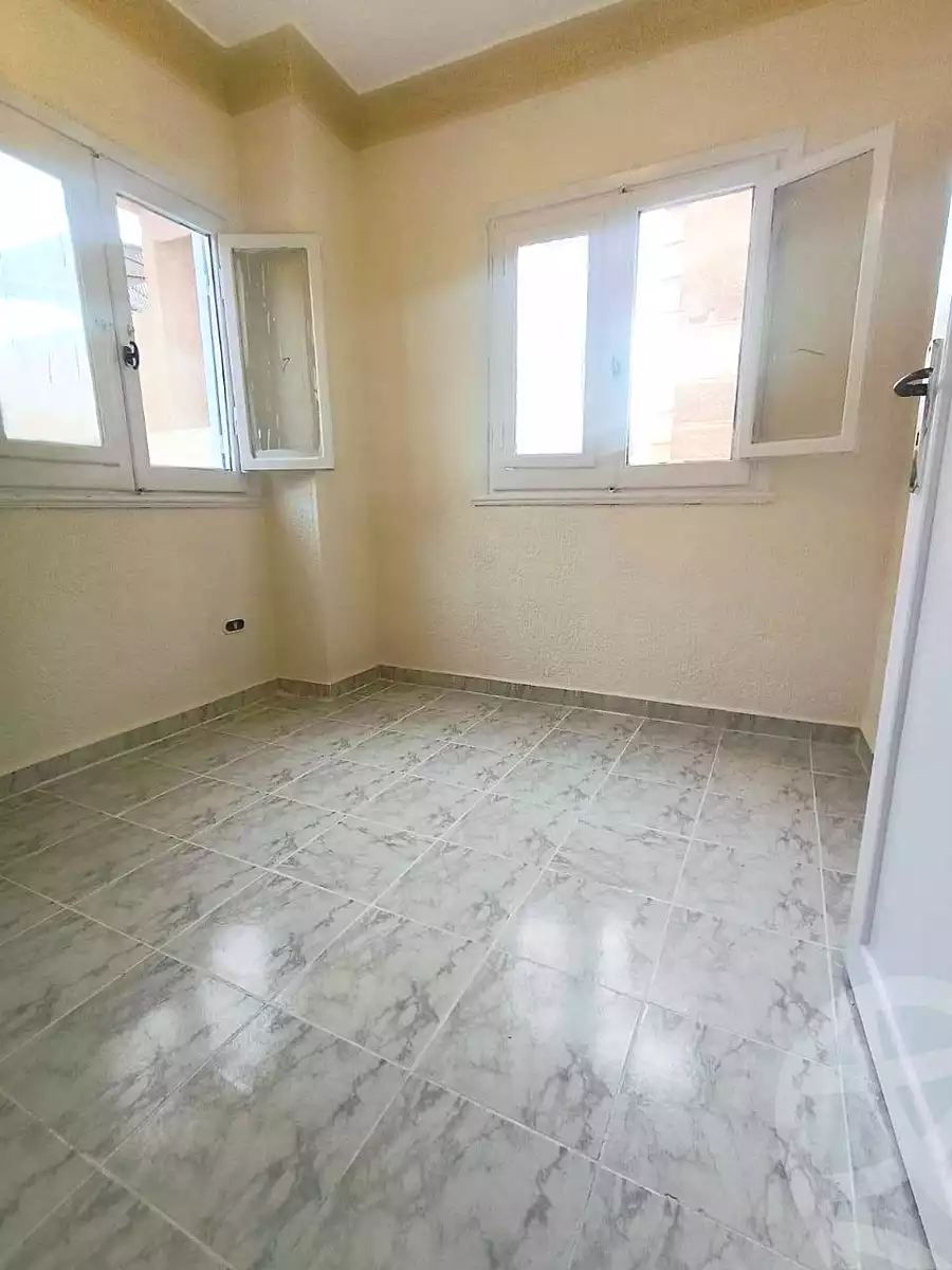 https://aqarmap.com.eg/en/listing/7071584-for-sale-alexandria-al-agamy-shataa-el-nakheel-street-10
