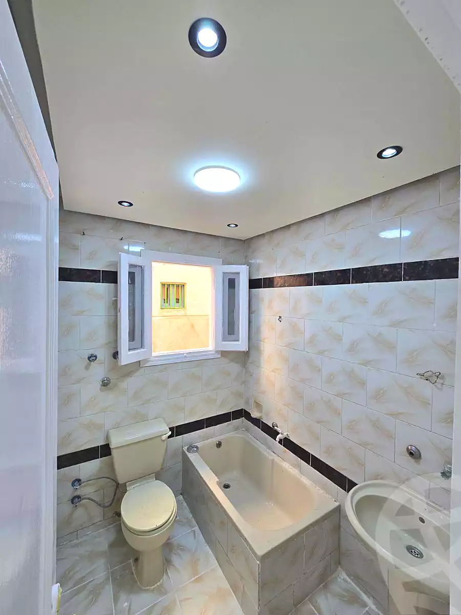 https://aqarmap.com.eg/en/listing/7071716-for-sale-alexandria-al-agamy-shataa-el-nakheel
