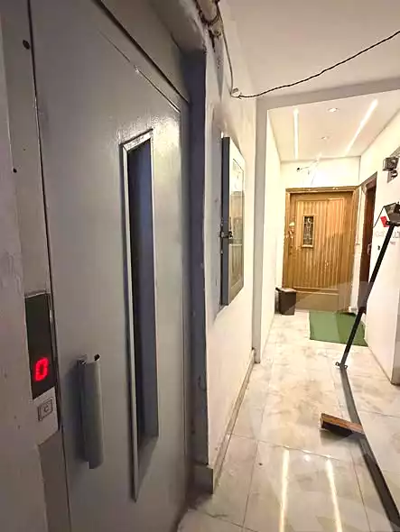 https://aqarmap.com.eg/en/listing/7071791-for-sale-alexandria-sydy-bshr-sydy-bshr-bhry-shr-khld-bn-lwlyd